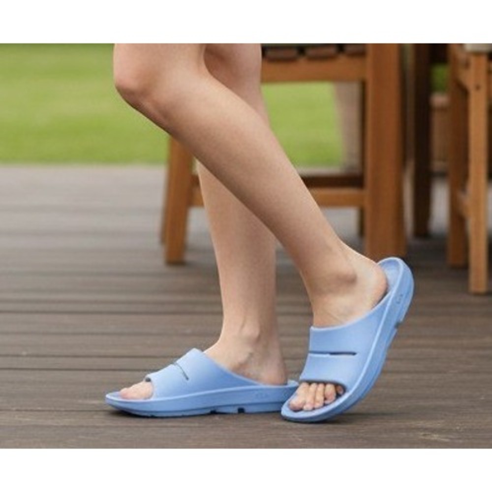 Oofos OOahh Women Recovery Slide Sandals Size 8 Post-Workout Blue Synthetic